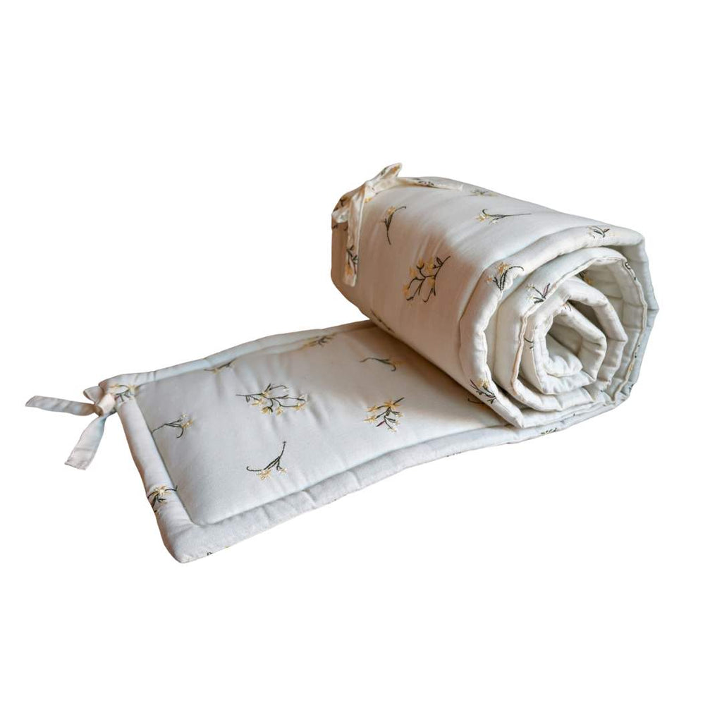 Nestchen_Umrandung_Babybett